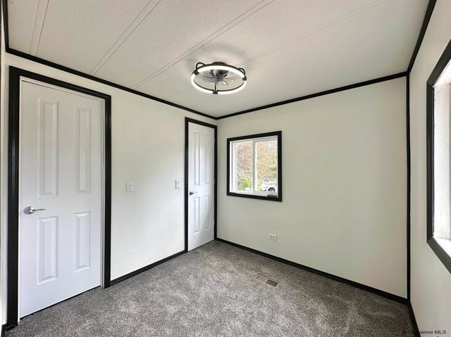 1412 SABRINA RD, Cheyenne, WY 82007