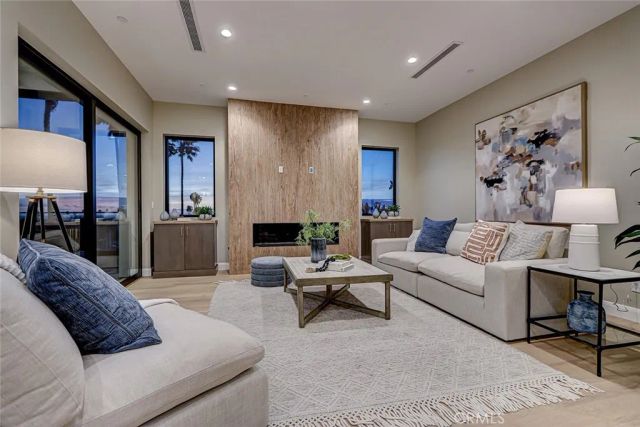 641 S Gertruda, Redondo Beach, CA 90278