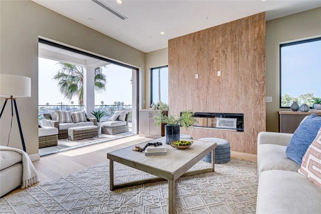 641 S Gertruda, Redondo Beach, CA 90278