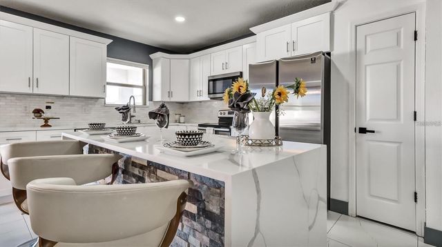 623 CITRUS ISLE BOULEVARD, Davenport, FL 33837