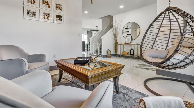 623 CITRUS ISLE BOULEVARD, Davenport, FL 33837