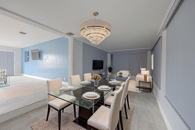 2007 Kenwood Road, West Palm Beach, FL 33409