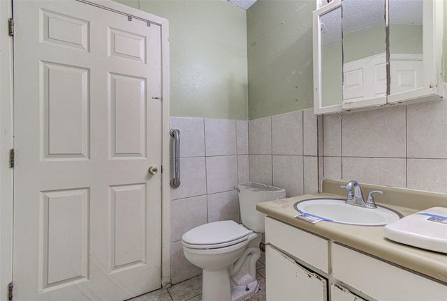6006 Palm CIR, Austin, TX 78741