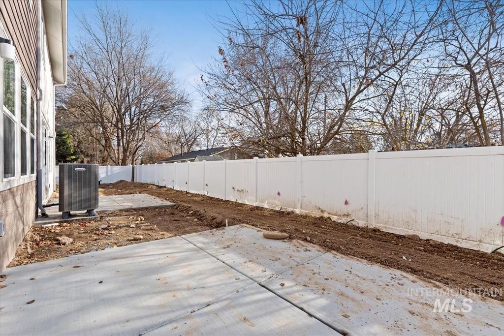 2761 W Palouse St, Boise, ID 83705 photo 27