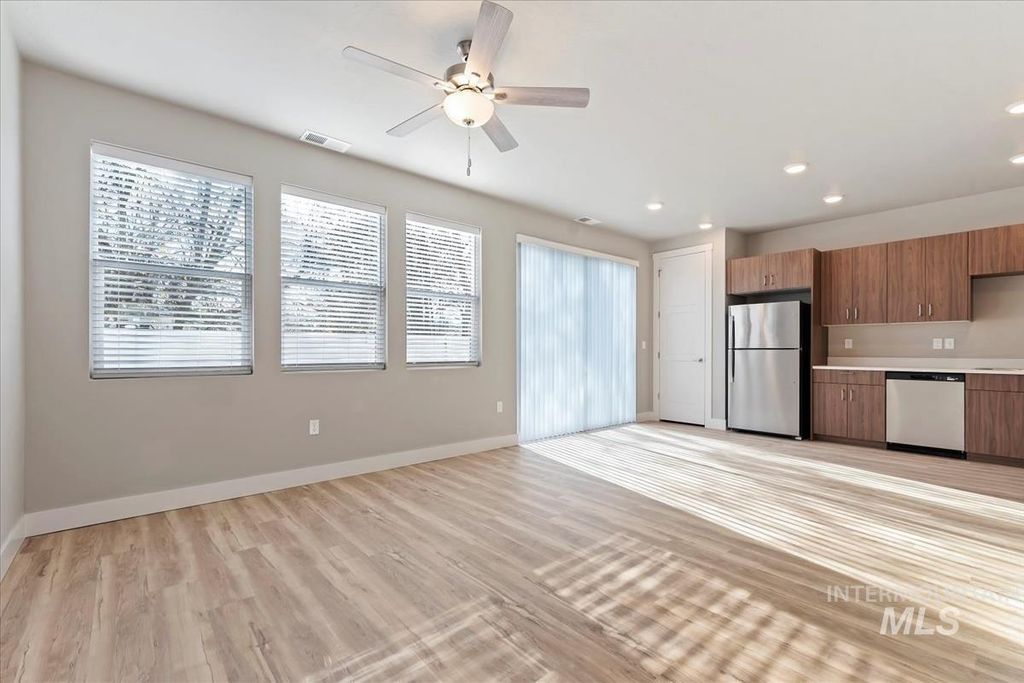 2761 W Palouse St, Boise, ID 83705 photo 3