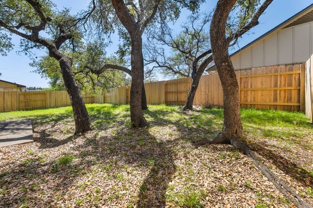 3802 Foust TRL A, Georgetown, TX 78628