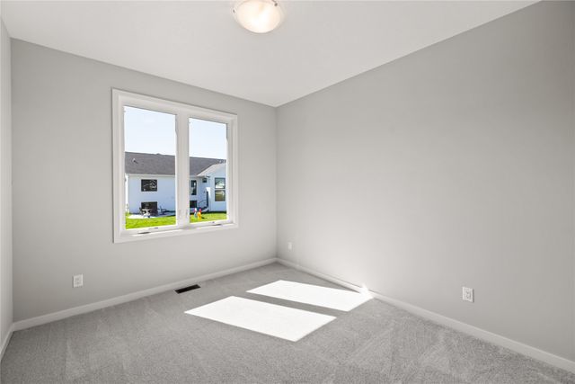 350 NW Ashley Avenue, Waukee, IA 50263