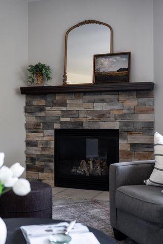 W229N4340 Baker COURT, Pewaukee, WI 53072
