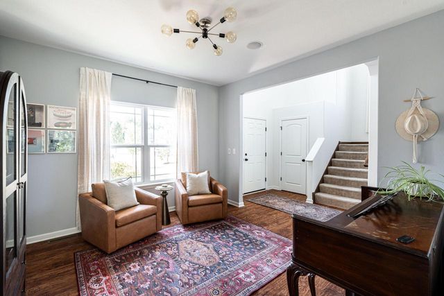 W229N4340 Baker COURT, Pewaukee, WI 53072