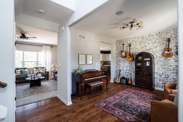 W229N4340 Baker COURT, Pewaukee, WI 53072
