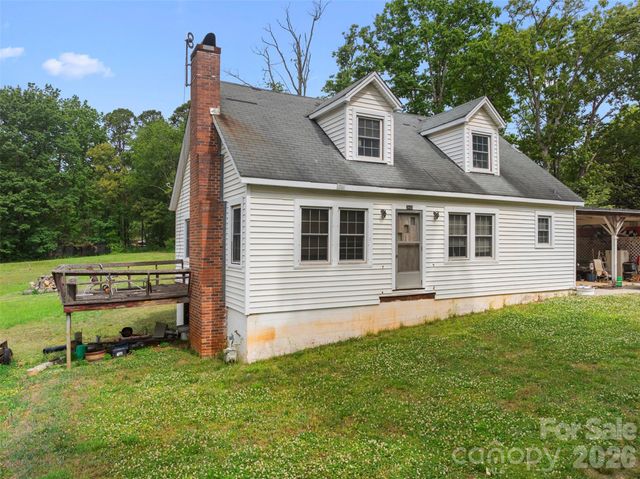 2465 E NC Highway 150 Highway E, Lincolnton, NC 28092
