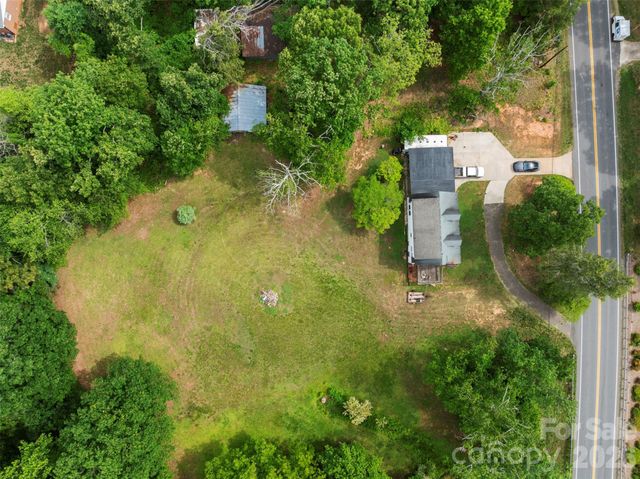 2465 E NC Highway 150 Highway E, Lincolnton, NC 28092
