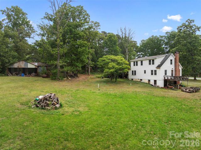 2465 E NC Highway 150 Highway E, Lincolnton, NC 28092