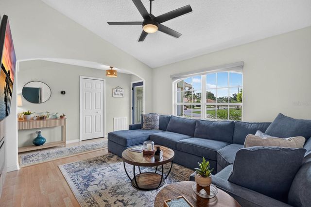 98 WESTGRILL DRIVE, Palm Coast, FL 32164