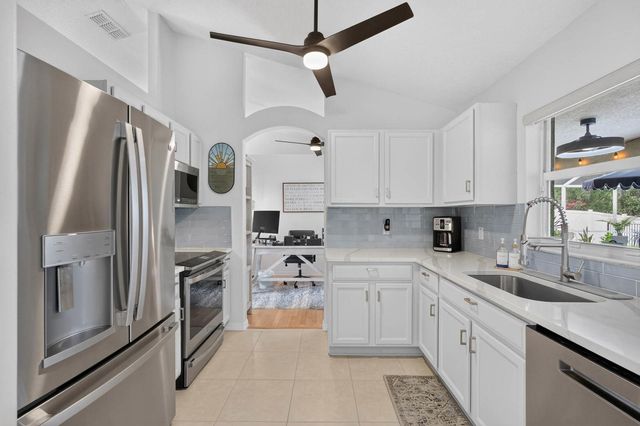 98 WESTGRILL DRIVE, Palm Coast, FL 32164