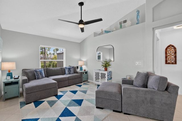 98 WESTGRILL DRIVE, Palm Coast, FL 32164