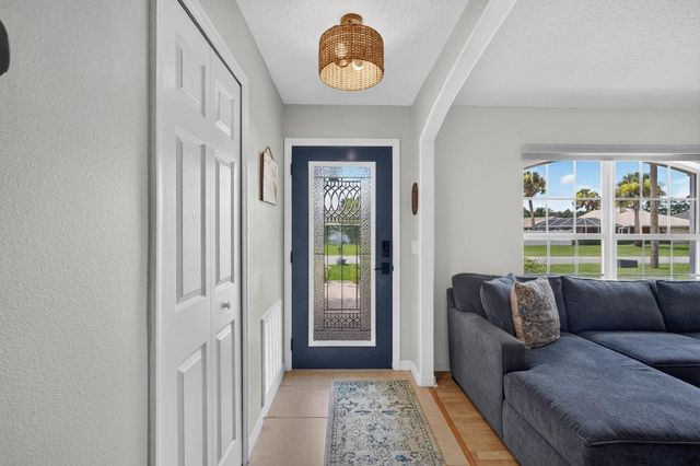 98 WESTGRILL DRIVE, Palm Coast, FL 32164