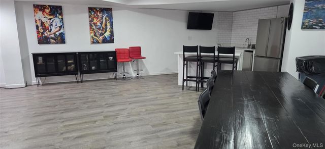 397 N Broadway 1M, Yonkers, NY 10701