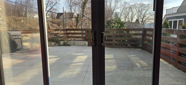 397 N Broadway 1M, Yonkers, NY 10701