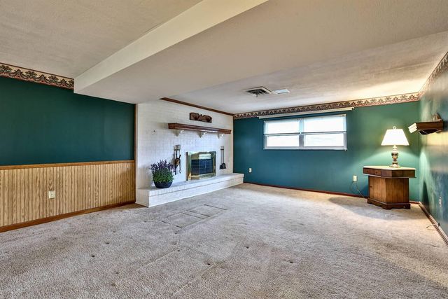 402 Coachlight Drive, Edgewood, KY 41017