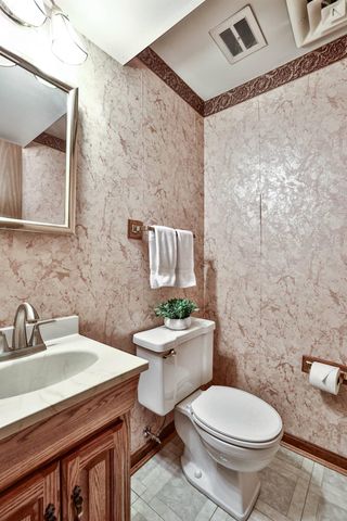 402 Coachlight Drive, Edgewood, KY 41017