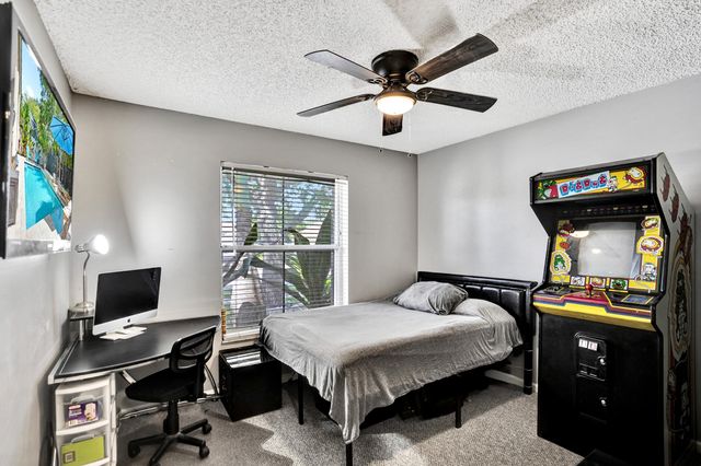 6214 Sand Hills Circle, Lake Worth, FL 33463