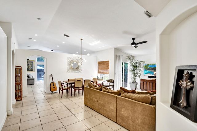 6214 Sand Hills Circle, Lake Worth, FL 33463
