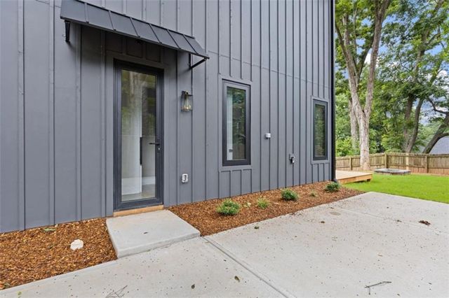 631 Flat Shoals Avenue, Atlanta, GA 30316