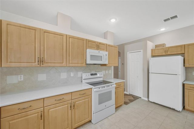 3415 CLOVER BLOSSOM CIRCLE, Land O Lakes, FL 34638