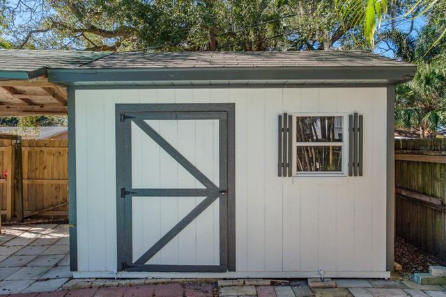 301 43RD AVENUE N, St Petersburg, FL 33703