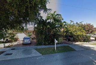 1220 SW 139th Ave, Miami, FL 33184