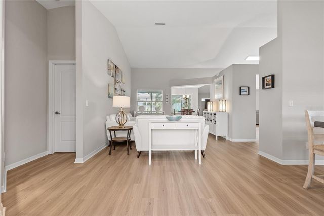 22861 STERLING MANOR LOOP, Lutz, FL 33549