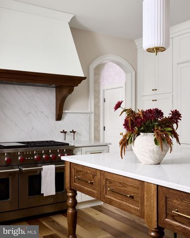 565 SKIPPACK PIKE, Blue Bell, PA 19422