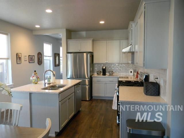 1464 E Prairiefire St, Meridian, ID 83646