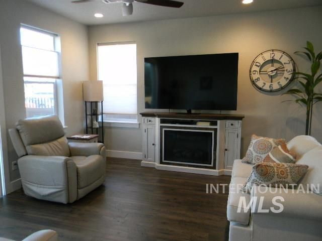 1464 E Prairiefire St, Meridian, ID 83646