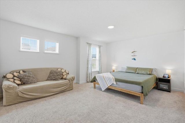 5245 Long Pointe Pass, Woodbury, MN 55129