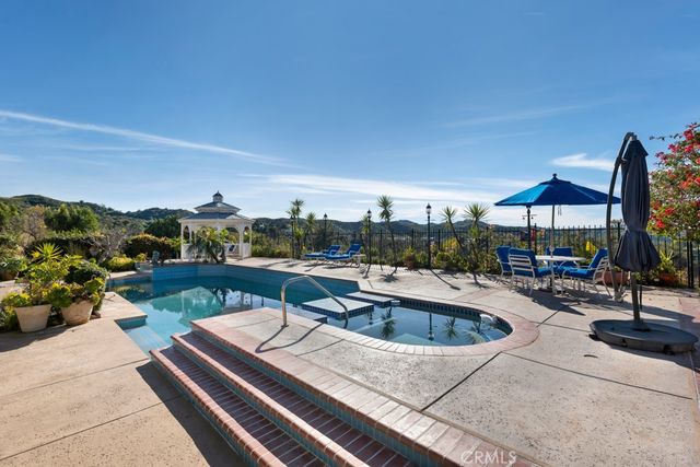 3627 Via Del Prado, Calabasas, CA 91302