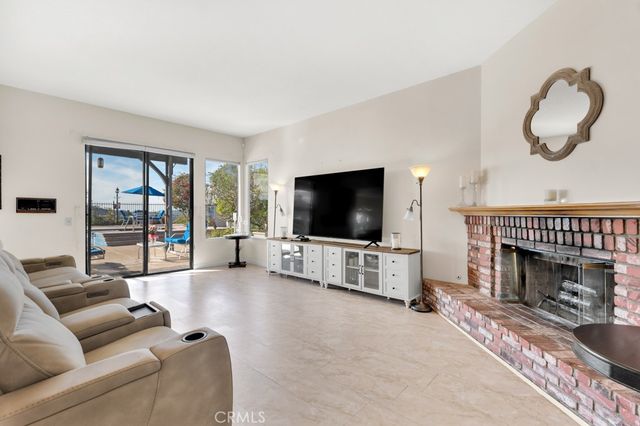 3627 Via Del Prado, Calabasas, CA 91302