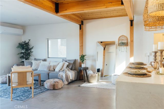 75243 Sullivan, 29 Palms, CA 92277