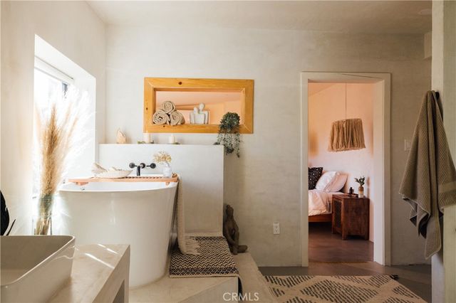 75243 Sullivan, 29 Palms, CA 92277