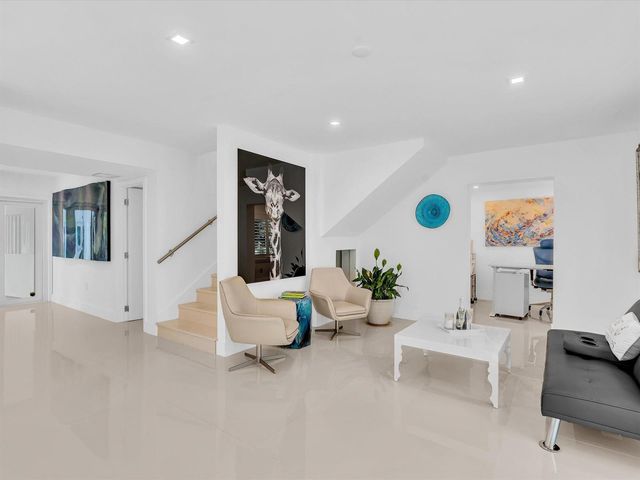 1903 Bay Drive, Pompano Beach, FL 33062