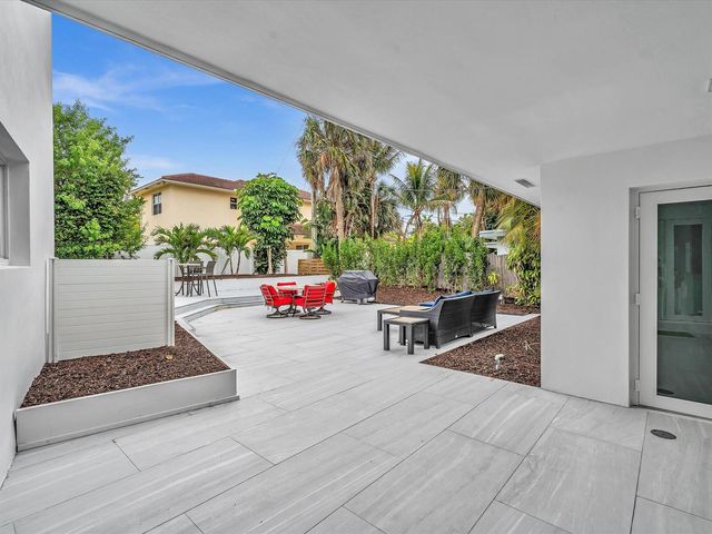 1903 Bay Drive, Pompano Beach, FL 33062