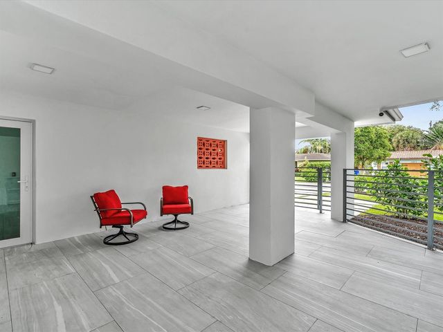 1903 Bay Drive, Pompano Beach, FL 33062