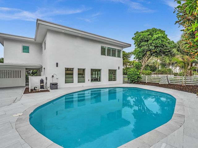1903 Bay Drive, Pompano Beach, FL 33062