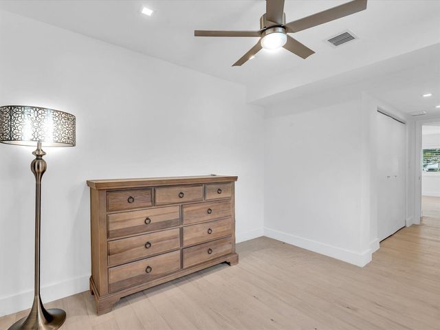 1903 Bay Drive, Pompano Beach, FL 33062