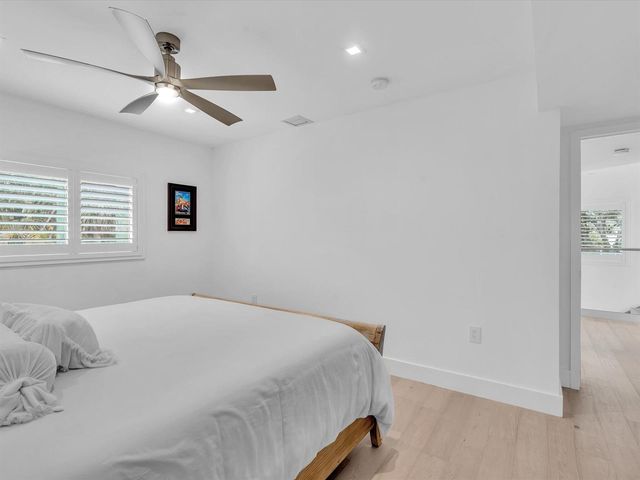 1903 Bay Drive, Pompano Beach, FL 33062