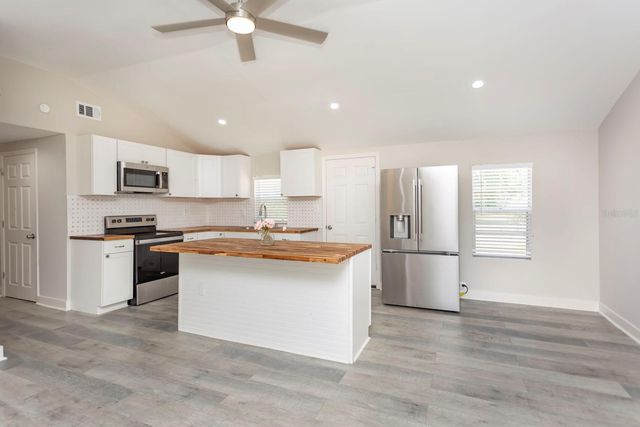 21776 NW 57TH AVENUE, Micanopy, FL 32667