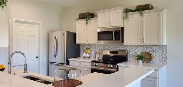 38202 S Lost Creek Boulevard, Magnolia, TX 77355