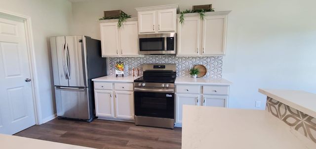 38202 S Lost Creek Boulevard, Magnolia, TX 77355