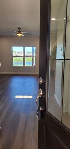 38202 S Lost Creek Boulevard, Magnolia, TX 77355